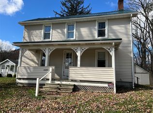 4489 Old Mercer Rd, Volant, PA 16156