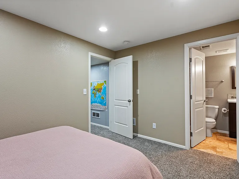 1552 Edenbridge Dr — Photo 29