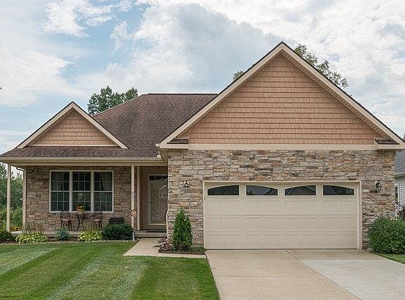 2nd image of 631 Creekside Ct