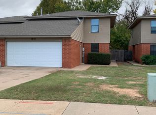 303 Willow Branch Rd APT A, Norman, OK 73072
