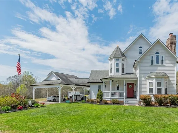 3033 Imran Hunter Trl, Yadkinville, NC 27055