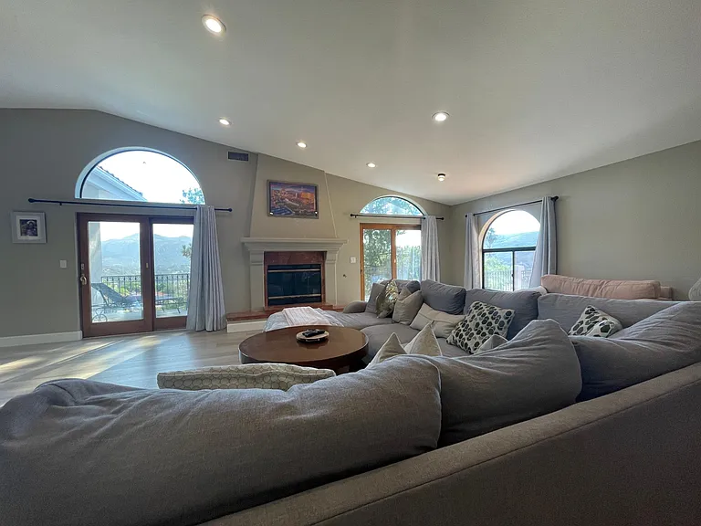 15290 Moonglow Dr — Photo 5