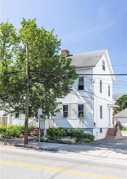 89 Warren Ave #2