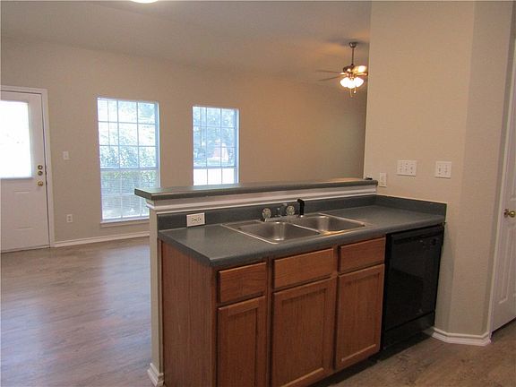 5th image of 12301 Abney Dr #B