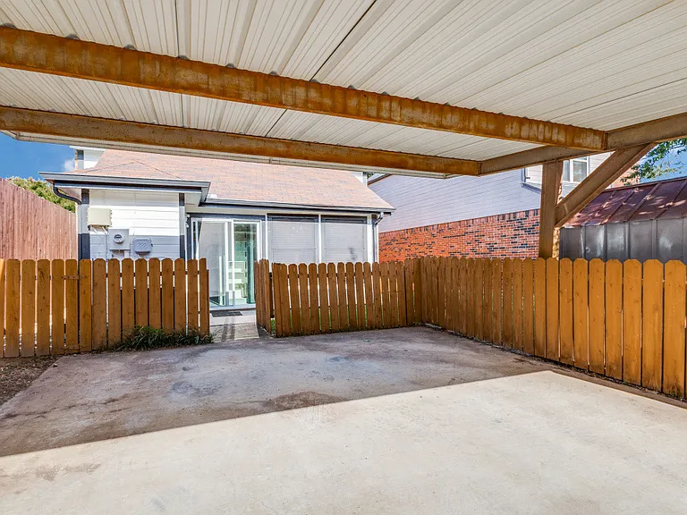 2021 Pheasant Dr — Photo 16