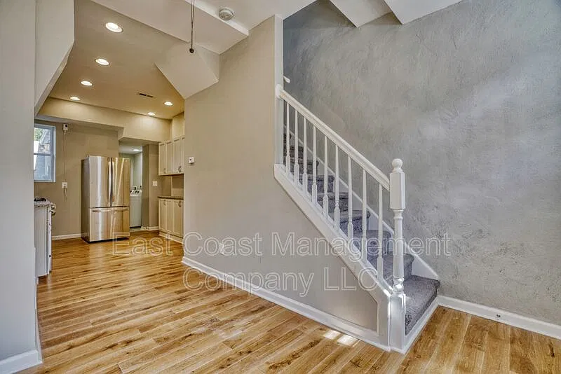 2 bed, 2.0 bath, $1,895 — Photo 2