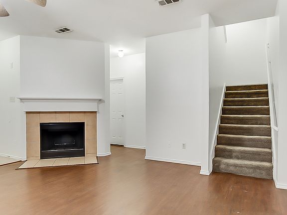 5th image of 1079 Enfilar Ln