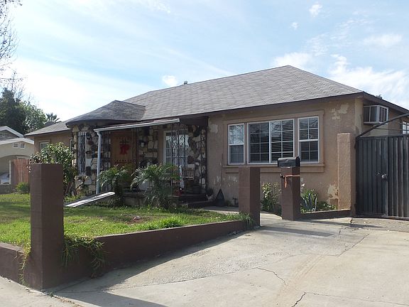 4th image of 12852 Yorba Ave