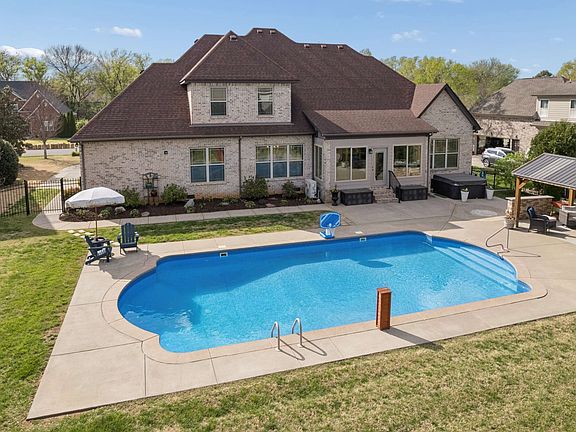2nd image of 2824 Wynthrope Hall Dr