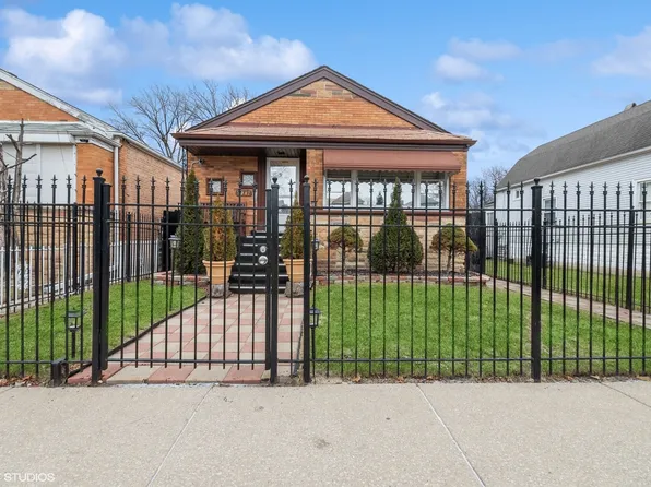 7947 S Saginaw Ave, Chicago, IL 60617