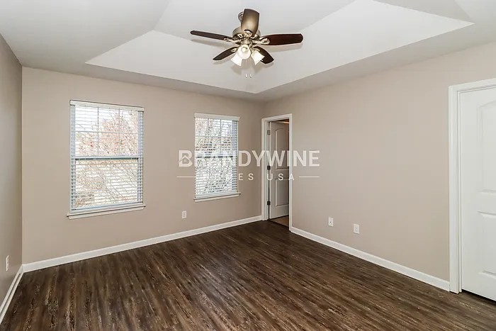 11511 McDunkeld Dr — Photo 11