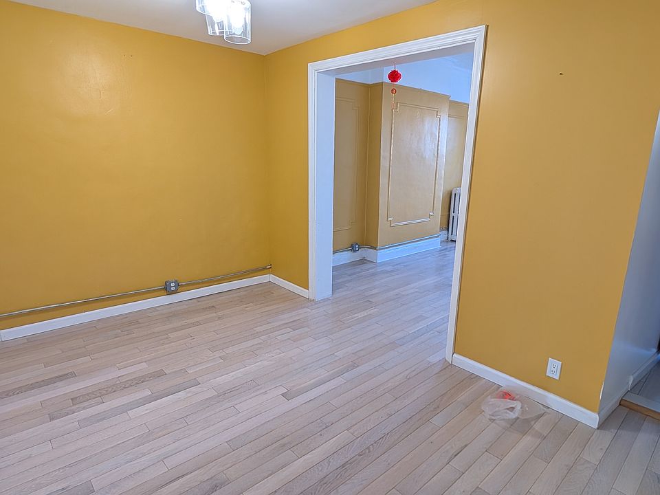 1st image of 537 46th St Floor 2