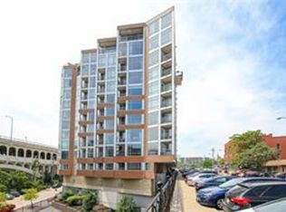 2222 Detroit Ave APT 909, Cleveland, OH 44113