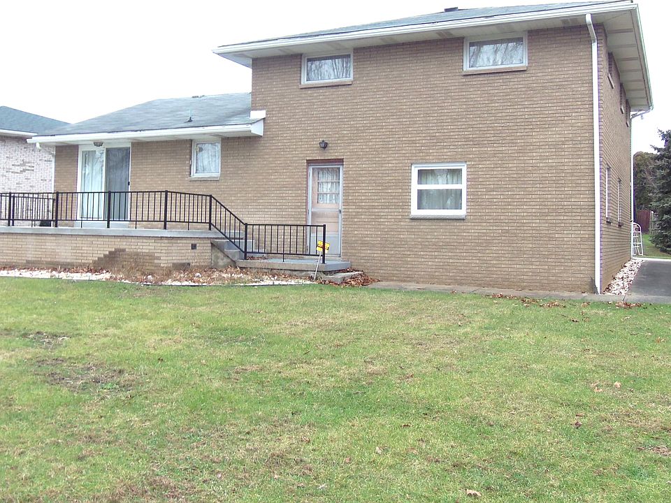2nd image of 1073 Barone Dr