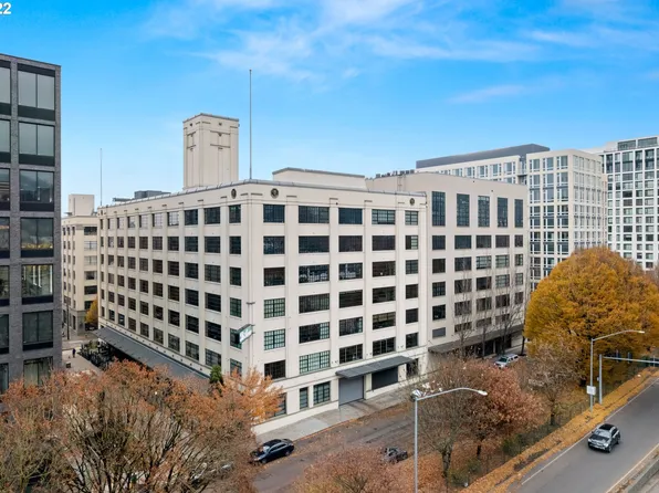 1400 NW Irving St APT 110, Portland, OR 97209