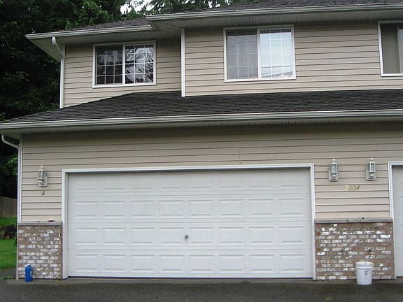 5th image of 7204 54th Pl NE