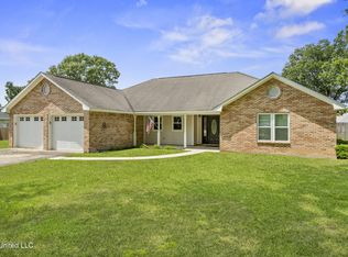 16277 Mayhaw Dr, Biloxi, MS 39532