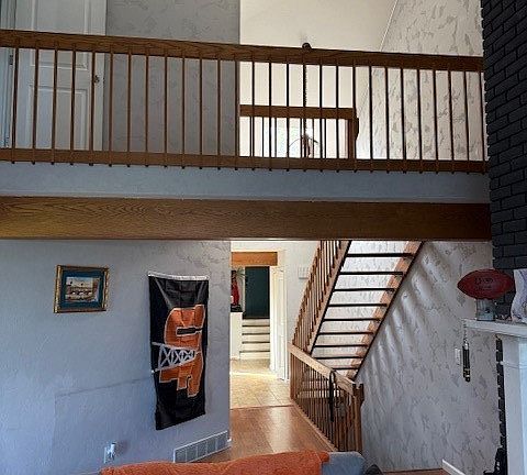 3rd image of 197 Clubside Dr NW