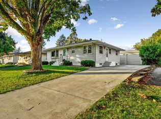 2005 18 1/2 St NW, Rochester, MN 55901