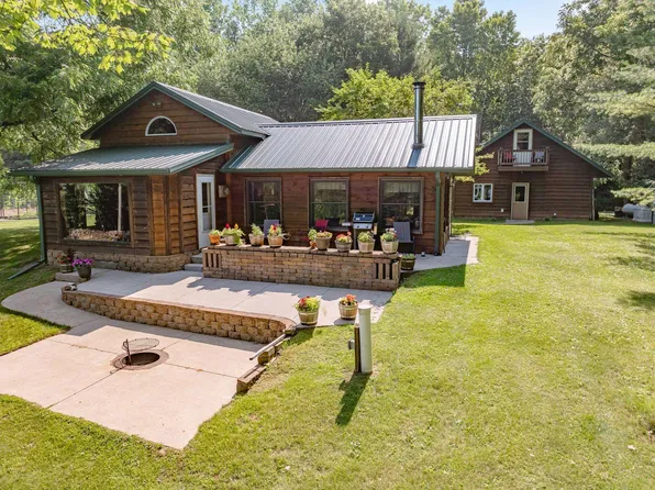 W6979 Rivers Bend Ln, Porterfield, WI 54159