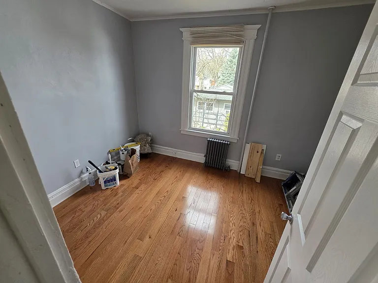 31 Linden Ave #2 — Photo 5