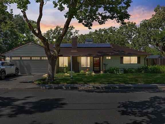 4th image of 1104 Utah Street