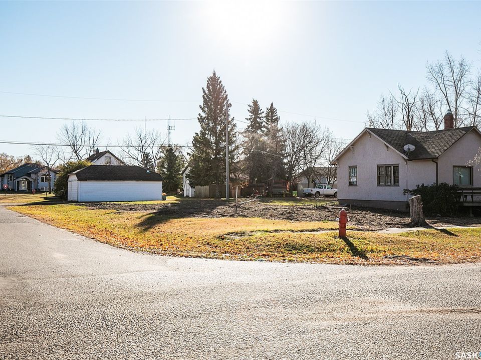 1st image of 204 Chipman Street