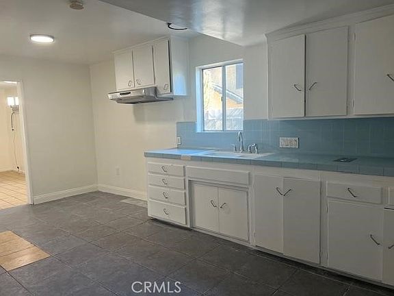 5th image of 10315 Haddon Ave