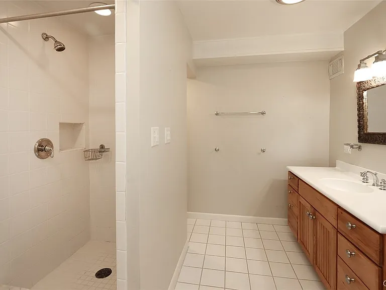 2890 W Lake Rd — Photo 44
