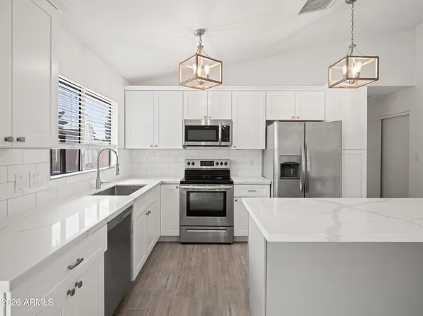 928 E Hope Street, Mesa, AZ 85203