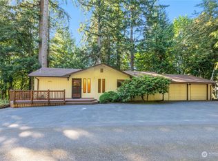 29 Lake Louise Dr, Bellingham, WA