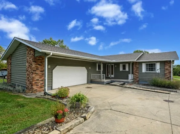 1641 Mattingly Rd, Hinckley, OH 44233