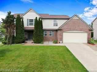 22283 Cass St, Farmington Hills, MI