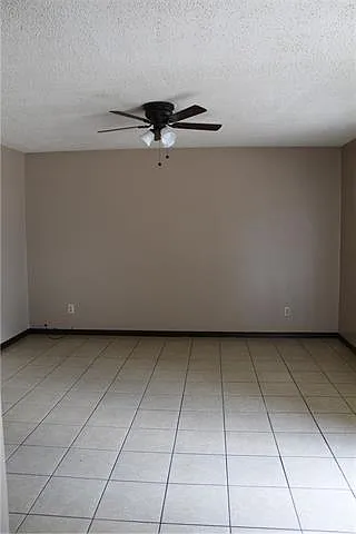 17540 Beverly Dr #F — Photo 4