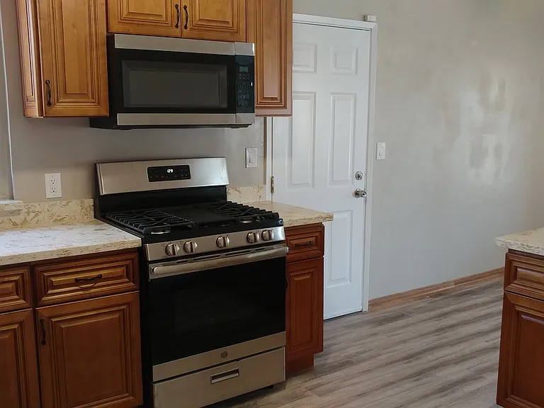 3315 Pepper Tree Ln — Photo 12