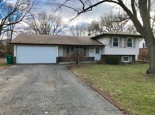 22W641 Burr Oak Dr, Glen Ellyn, IL