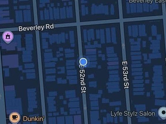 5th image of 599 E 52nd St