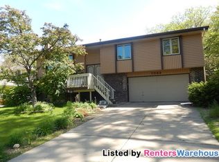 7053 Knoll St, Golden Valley, MN 55427