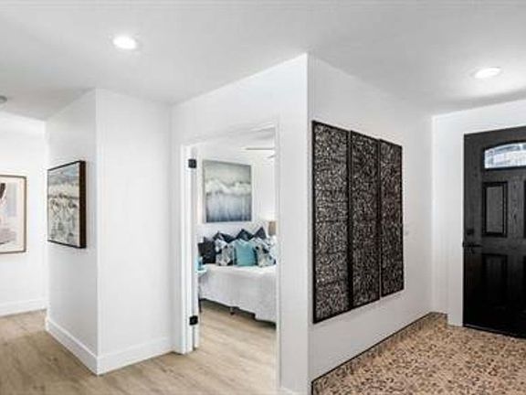 5th image of 24262 Castilla Ln