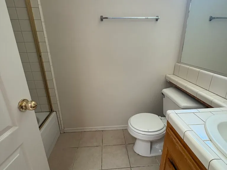 5808 W Fir Ave — Photo 9