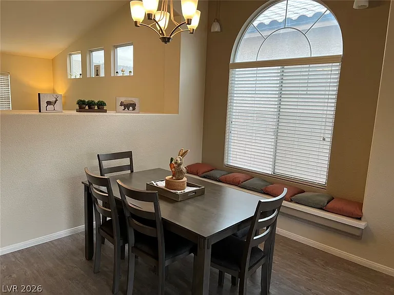8109 Greenbush Dr — Photo 4
