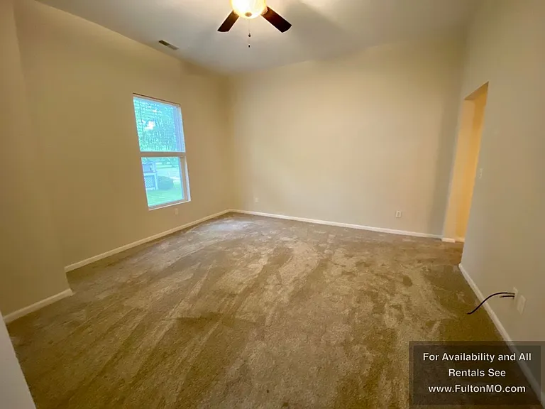 821 Court St #A — Photo 14