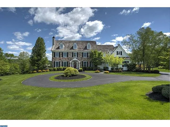 11 Colts Neck Dr photo 1