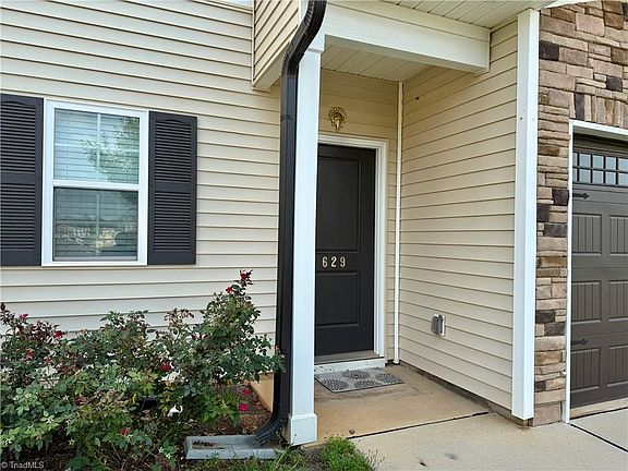 5th image of 629 Cam Cir