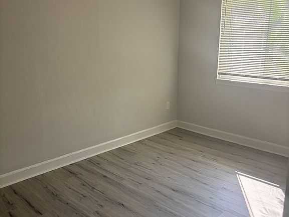4th image of 311 Powell Mill Rd #311H