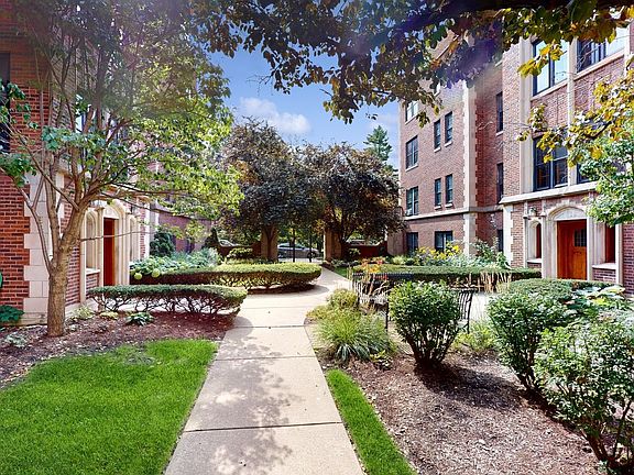 2nd image of 1358 E Madison Park APT 3