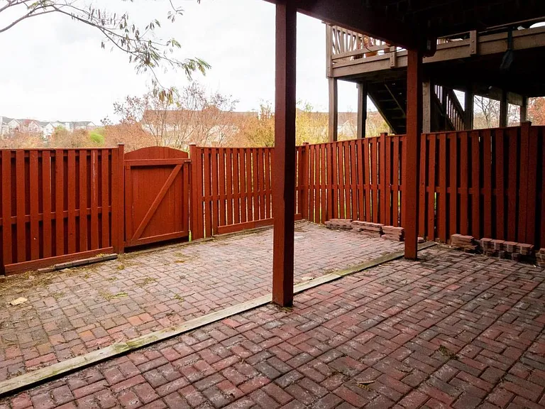 12986 Park Crescent Cir — Photo 16