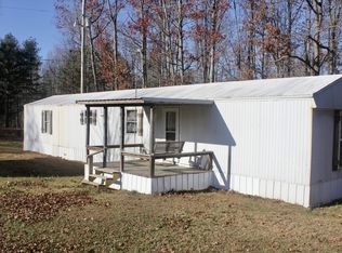 271 Running Meadows Rd, Portland, TN 37148