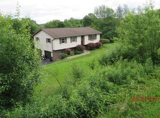 104 Mason Rd, Vestal, NY 13850