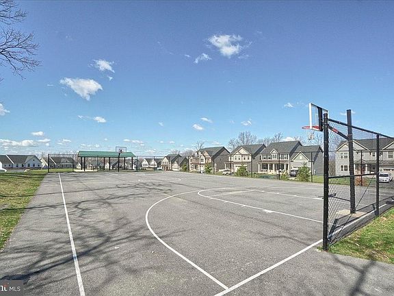 5th image of 6724 Hemlock Point Rd